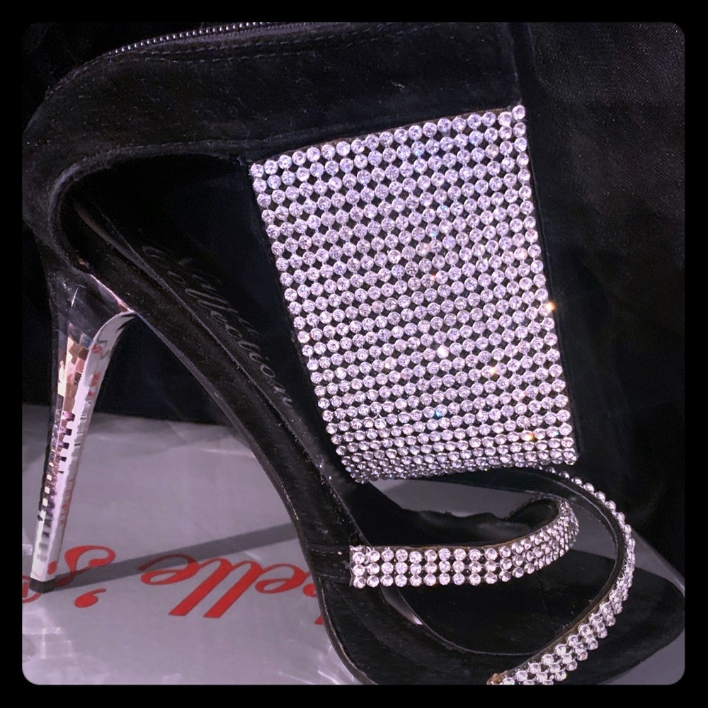 Diamond high heeled shoes